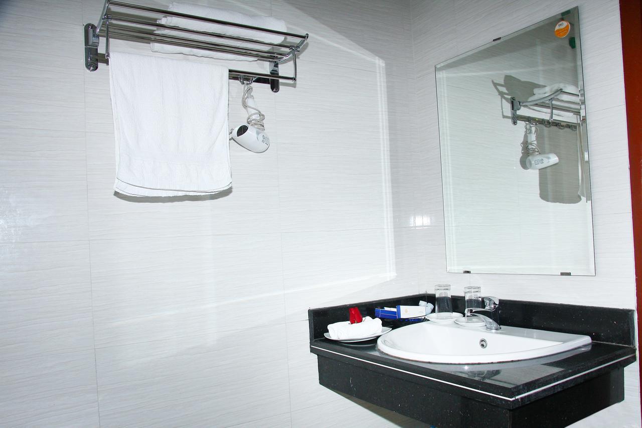 Golden Thai binh Hotel Ngoại thất bức ảnh